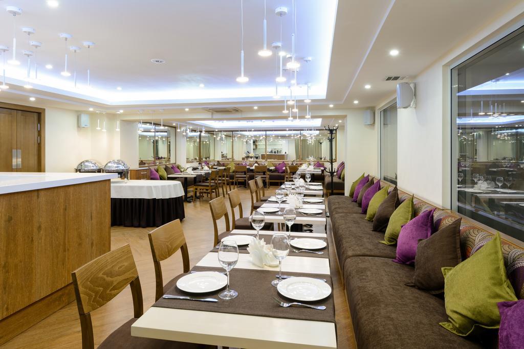 Apart Hotel 92/2 Karaganda Exterior photo