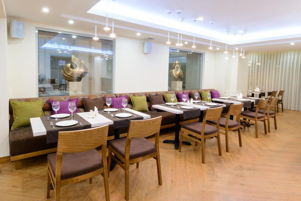 Apart Hotel 92/2 Karaganda Exterior photo