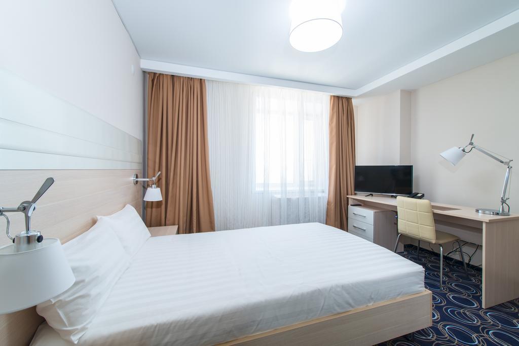 Apart Hotel 92/2 Karaganda Exterior photo